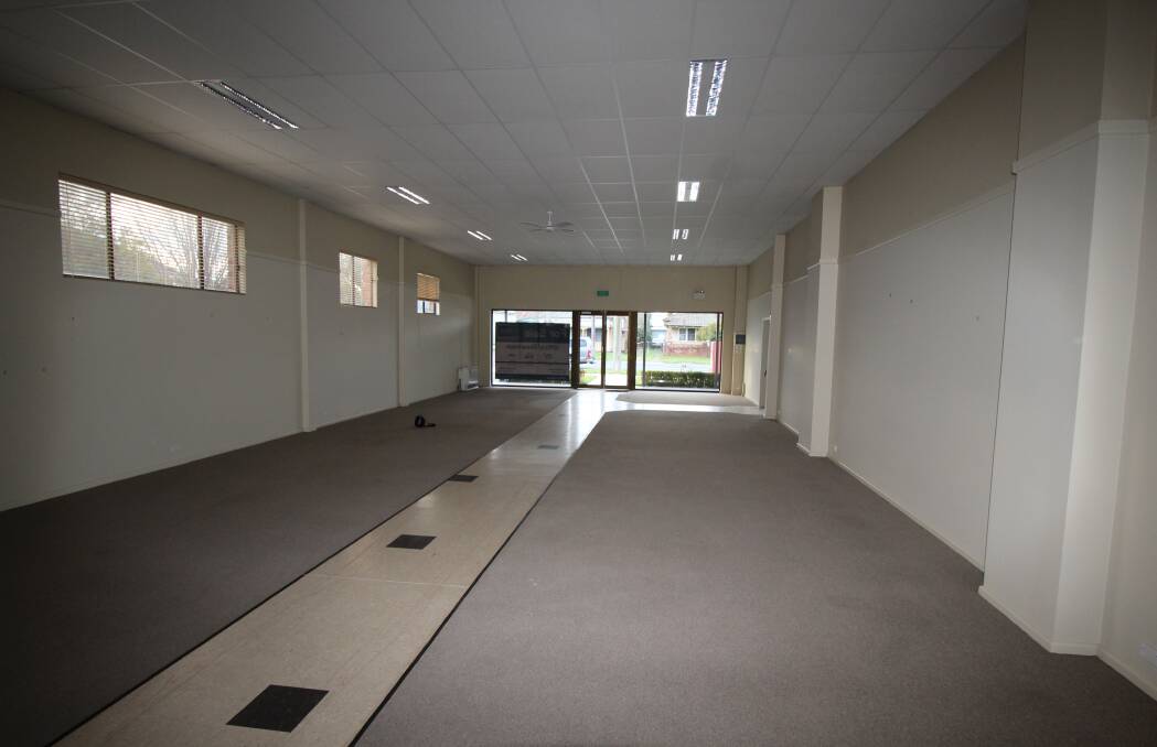 Commercial Property | A spacious showroom in Redan