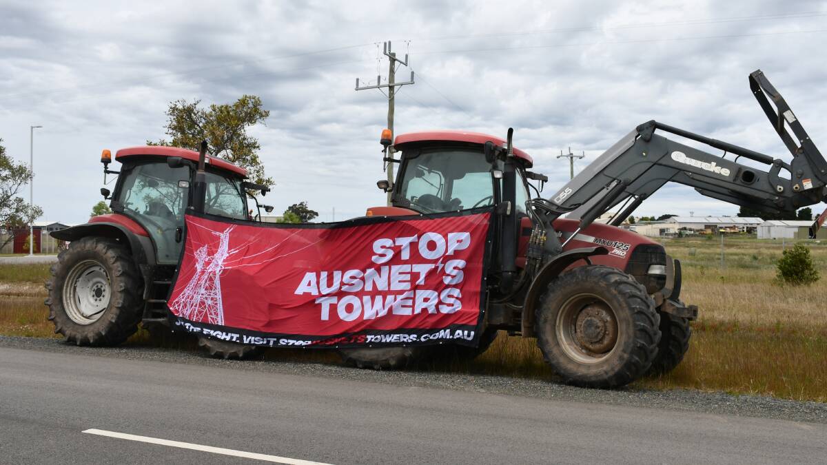 Powerline protesters picket politicians