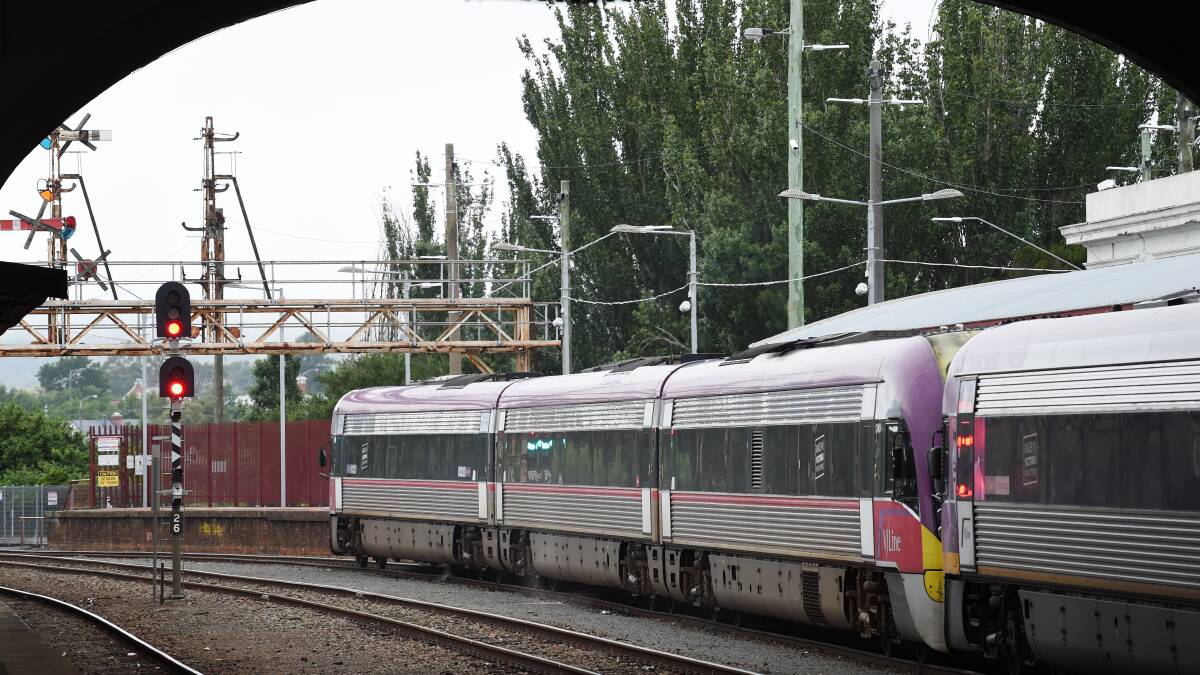 V/Line train driver tests positive to COVID, depot and station cleaned