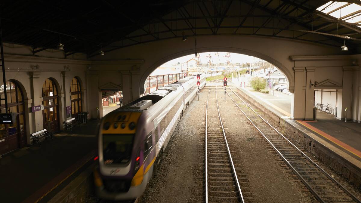 Airport rail tunnel 'critical' for Ballarat commuters, lobby groups say
