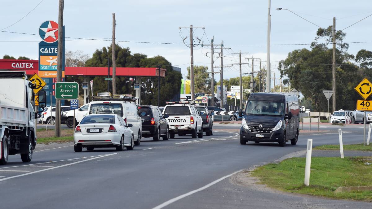 Busy Ballarat street to close due to traffic light construction