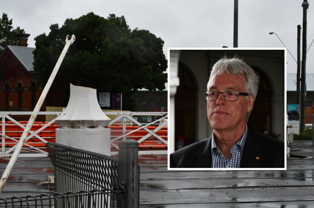 The broken Lydiard Street gates, and (inset) V/Line's acting chief executive Gary Liddle. Pictures: The Courier