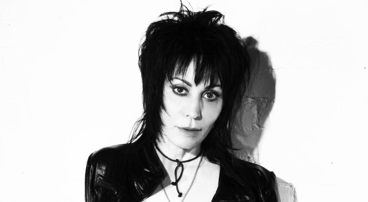 Joan Jett and the Blackhearts will headline the Red Hot Summer Tour in January.