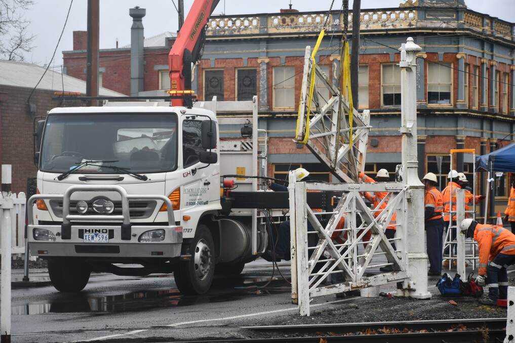 Humffray Street gates removed for restoration works