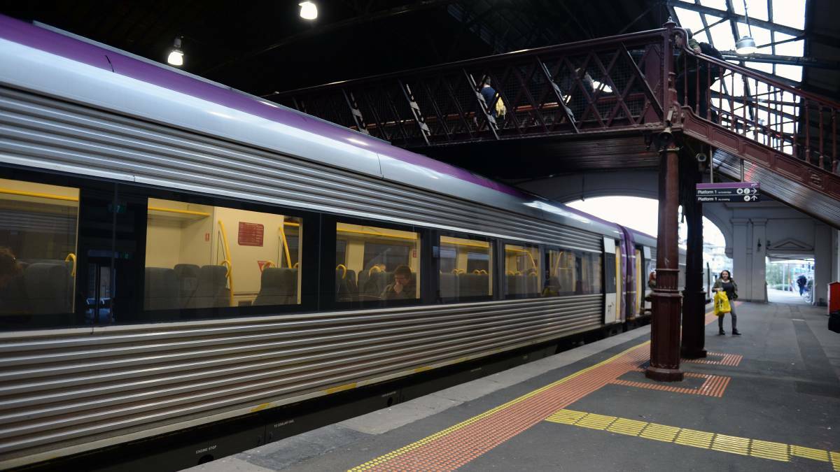 Ballarat Line Upgrade works leave train loops unconnected