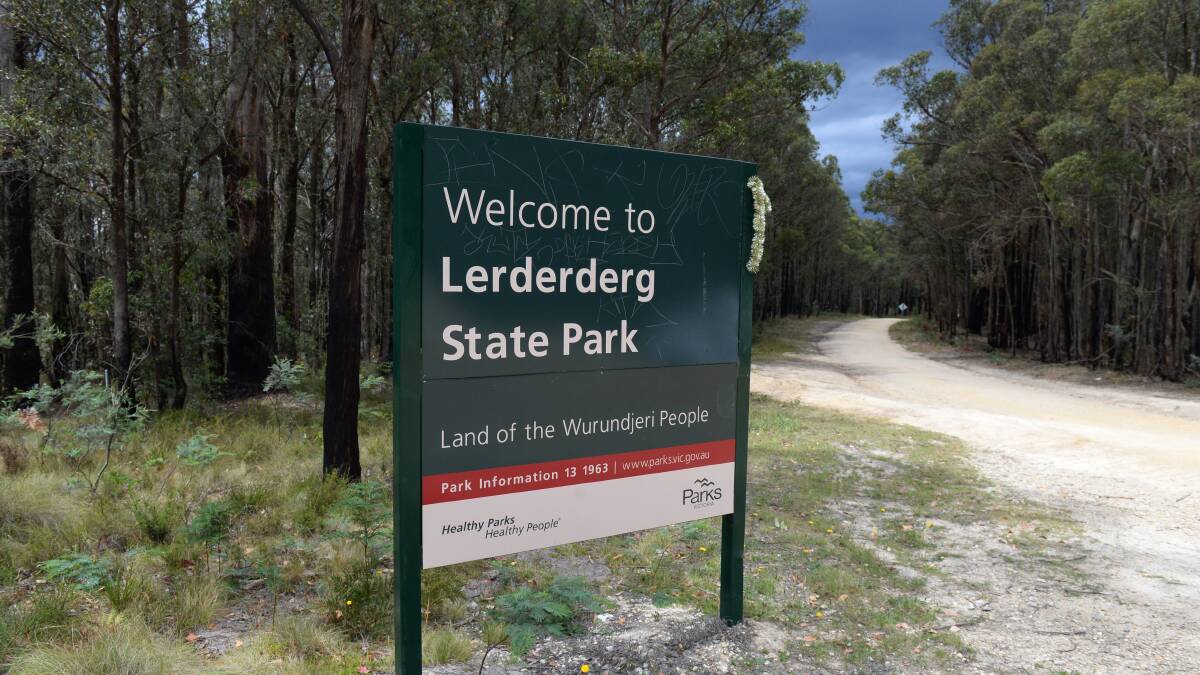Watch and act issued for Lerderderg State Park bushfire