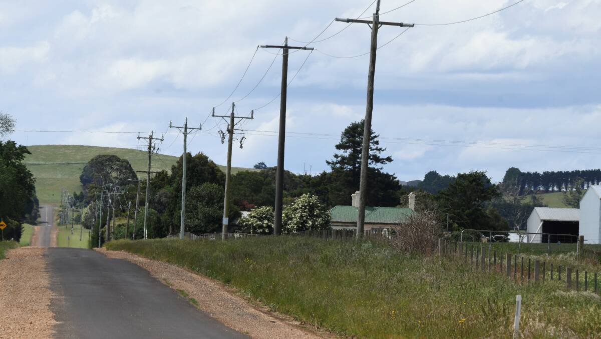MISSED: The stretch of Clarkes Hill Road where Tracey's body was discovered. Picture: Lachlan Bence