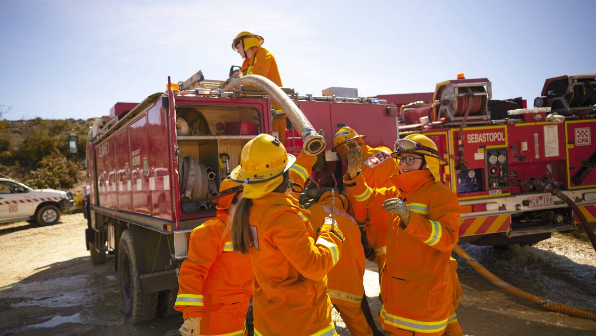 cfa-volunteers-from-across-ballarat-undertake-fire-safety-training-the-courier-ballarat-vic