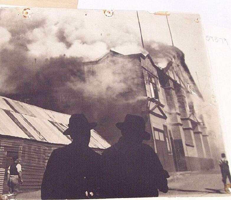 Gone in 40 minutes: nitrocellulose film caused the building to burn rapidly. Photo: Ballarat Historical Society.