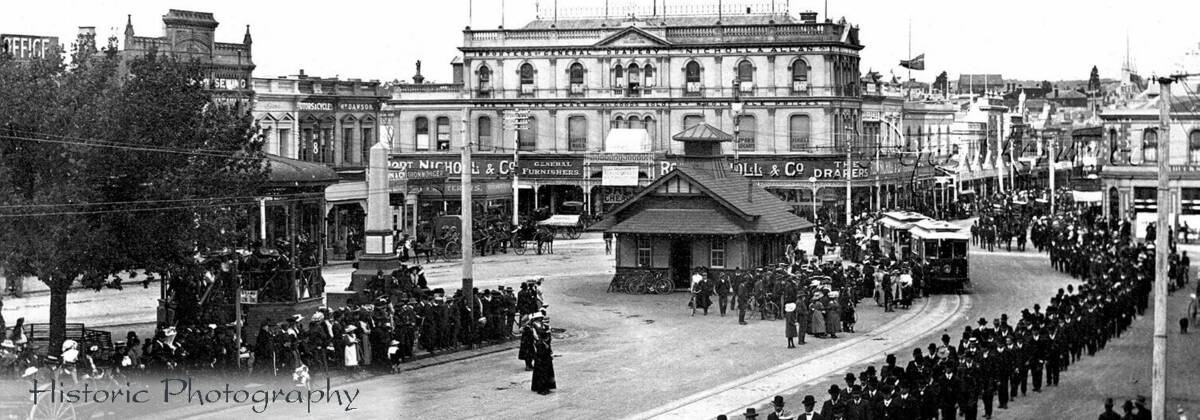 Sturt St at Bridge St, 1910, during Creswick miners' funeral.