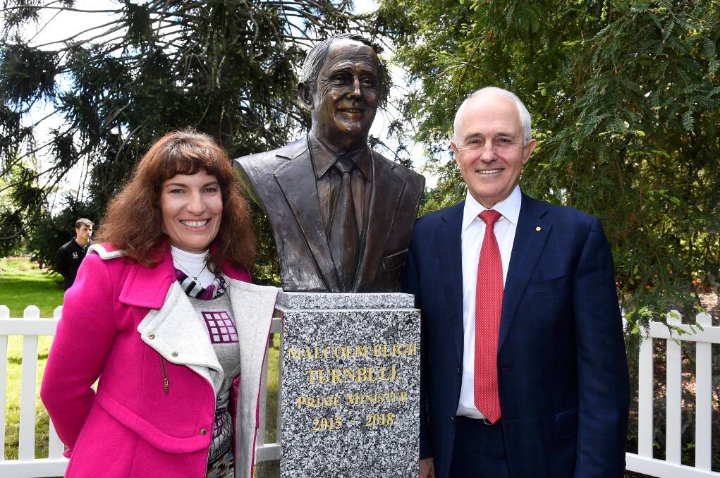 Sculptor Linda Klarfeld and former prime minister Malcolm Turnbull with the latest addition to the Prime Ministers Avenue in Ballarat. Picture by Adam Trafford.