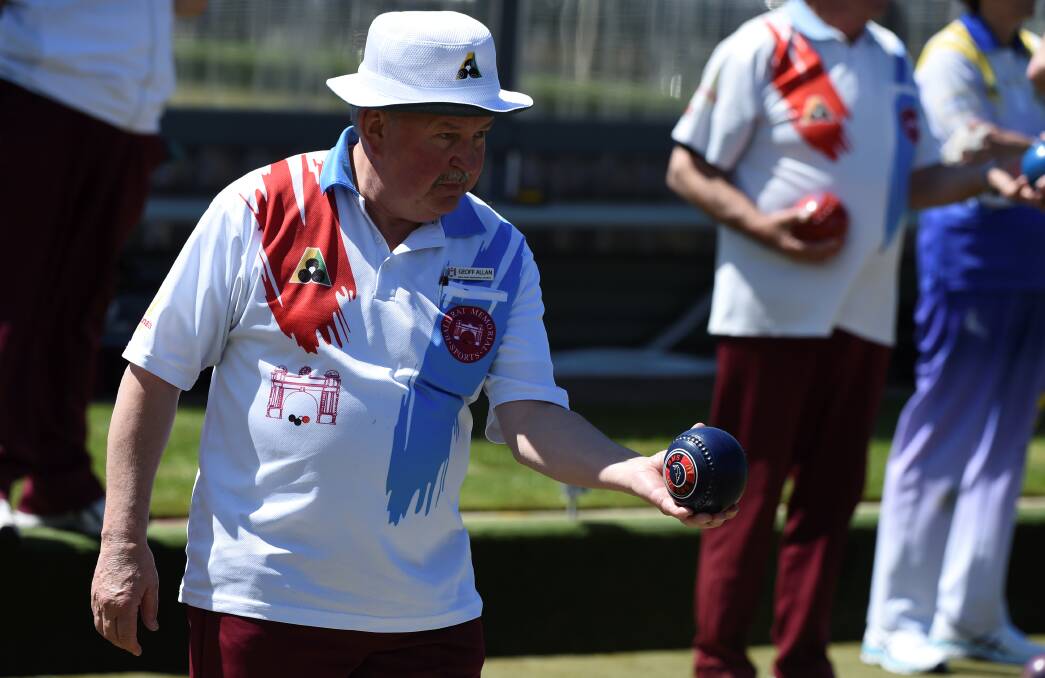 SEASON OPENER: Ballarat Memorial Sports bowler Geoff Allan lines his shot up against Sebastopol in its 15-shot loss on Saturday. 