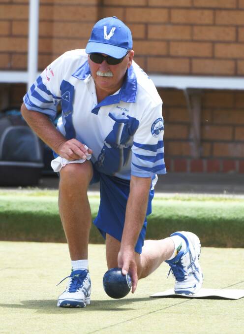 WINNERS: Barry Clark and his Victoria side landed its first win of the 2018-19 season on Saturday, beating Webbcona by 10 shots. Pictures: Lachlan Bence.
