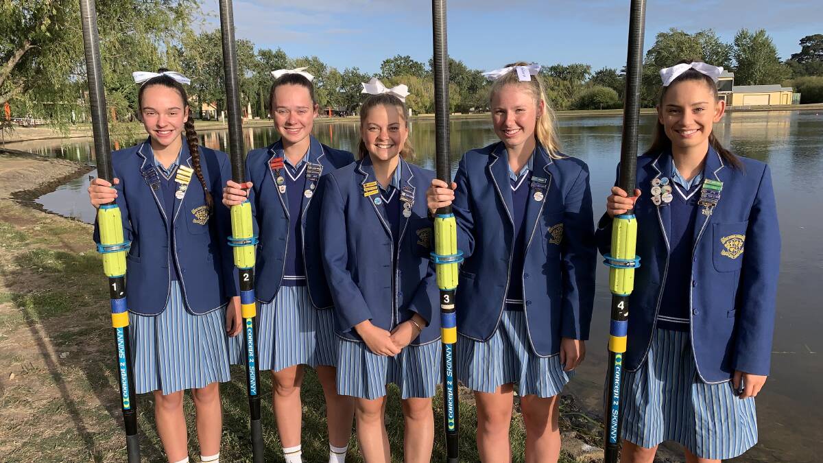 HEAD OF THE LAKE 2019: Loreto College looking the goods