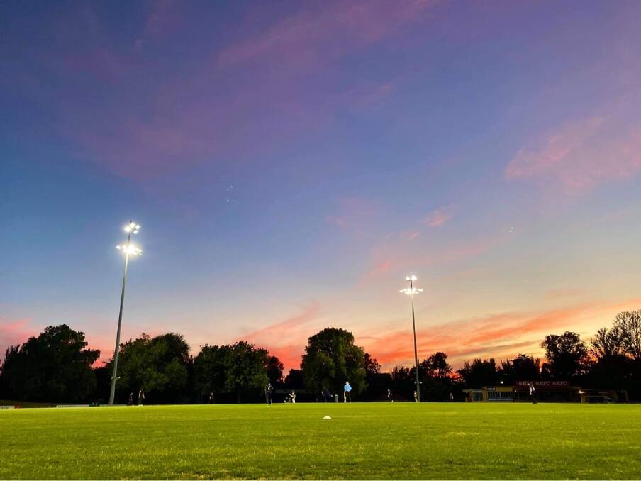 SATURDAY NIGHT LIGHTS: The Eastern Oval looking beautiful on Saturday evening during the clash between Ballarat and Melbourne University. Picture: Tamekha Develyn.