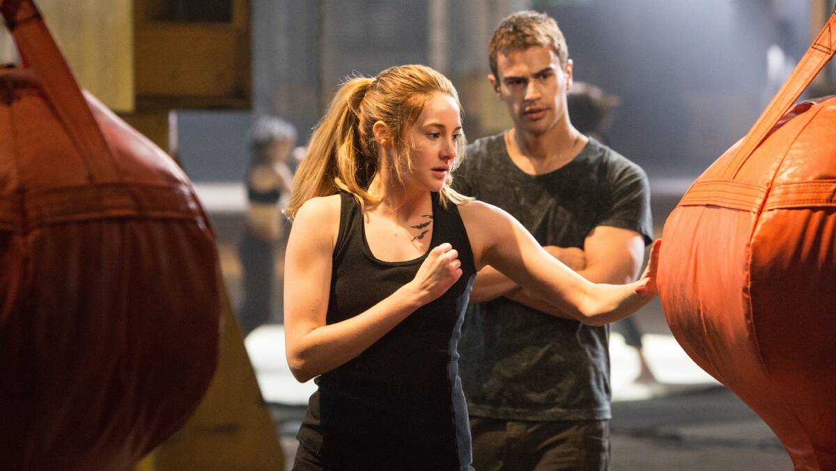 Shailene Woodley and Theo James star in DIVERGENT.