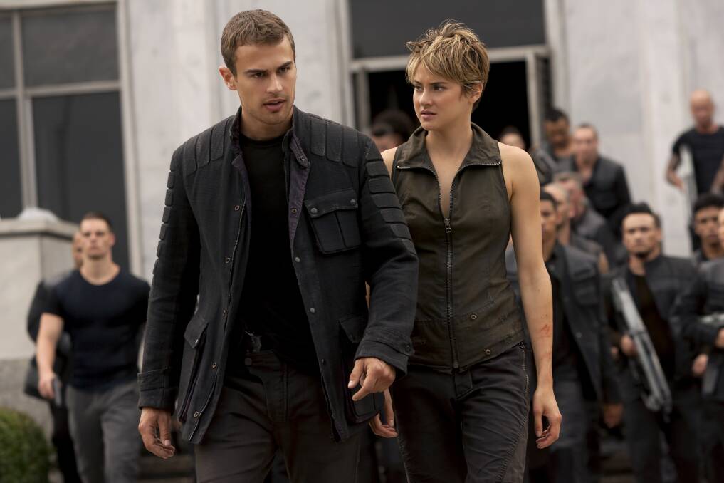 Four (Theo James) and Tris (Shailene Woodley) in a scene from THE DIVERGENT SERIES: INSURGENT.