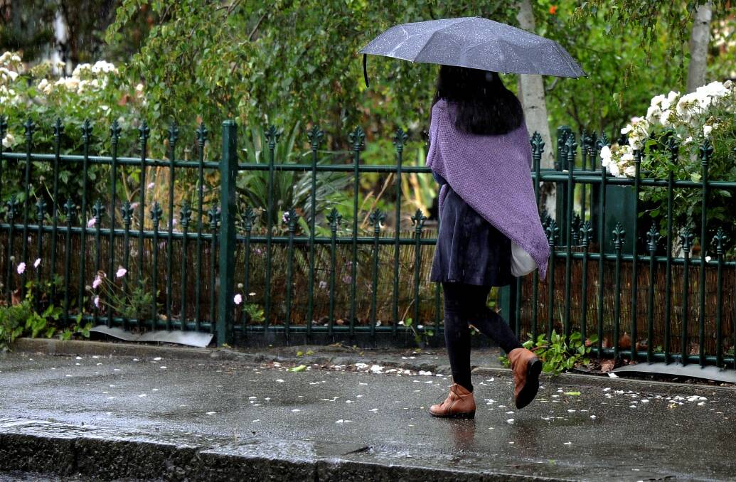 Keep the umbrella handy this summer is what the Bureau of Meteorology is predicting with a wet and humid three months ahead. 