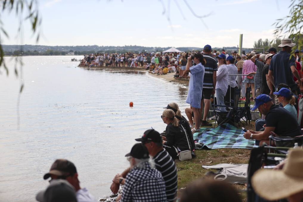 Ballarat eastern river bank is perfect place for spectators for the Commonwealth Games