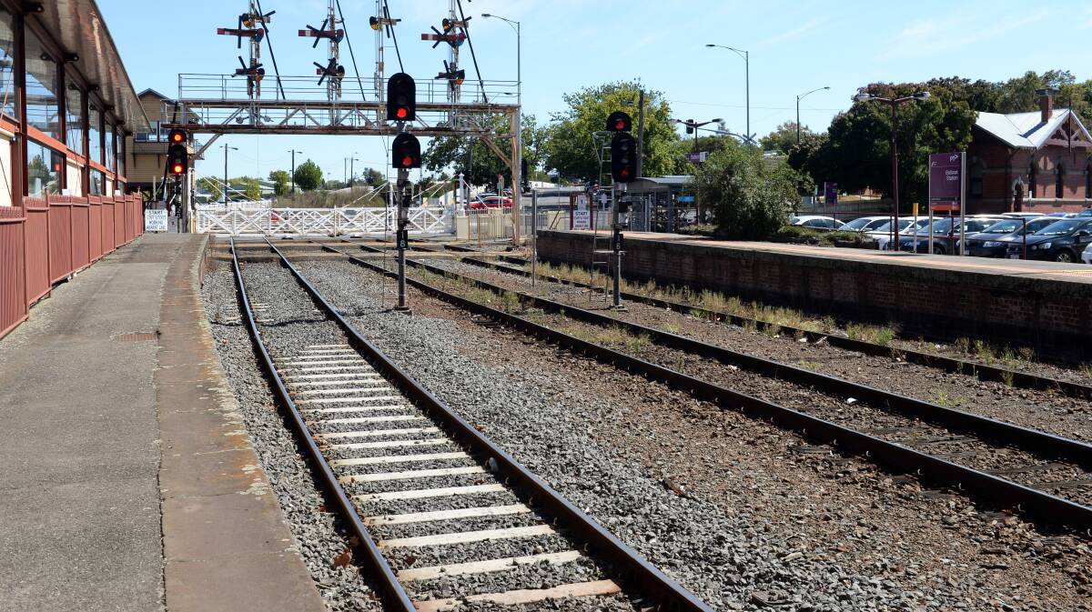 Empty train lines around Ballarat next week as buses set to replace V/line trains for eight days