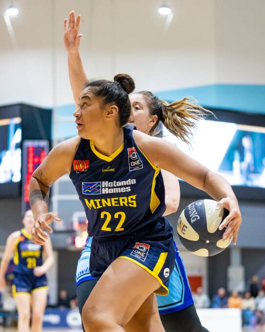 KEY: Keeping the likes of Zitina Aokuso on court will be critical if the Ballarat Miners women are to feature in the play-offs. Picture: Luke Hemer