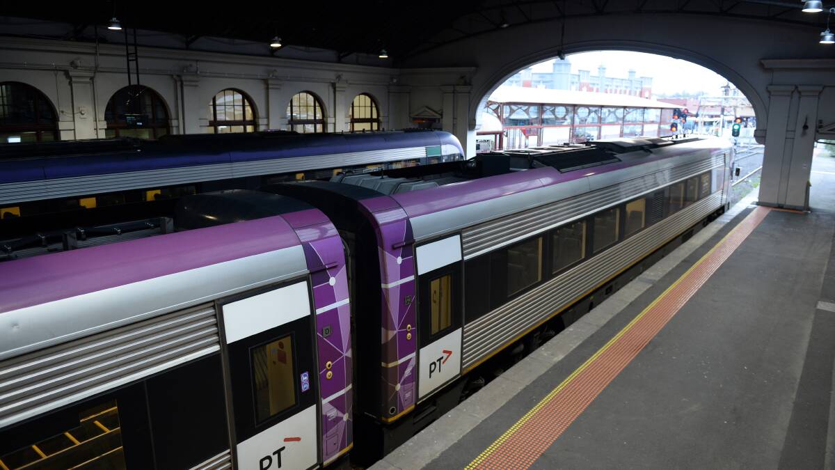 Signal faults are the common cause of delays on V/Line services