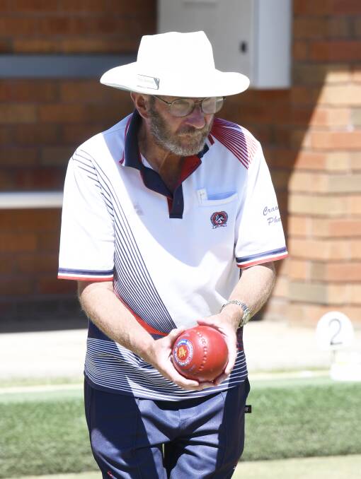 PREPARED: Central Wendouree's Tony Gutteridge gets ready to bowl against City Oval. Picture: Lachlan Bence