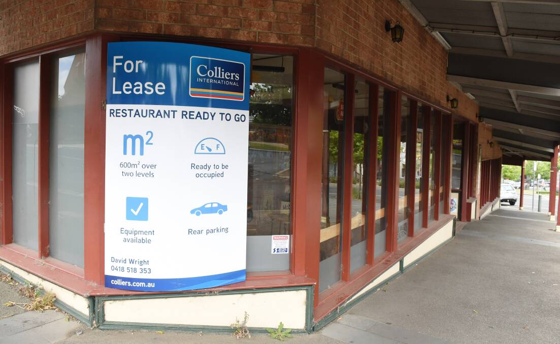 The for lease sign has gone up at the former Hog's Breath Cafe which has closed its doors. Picture: Kate Healy