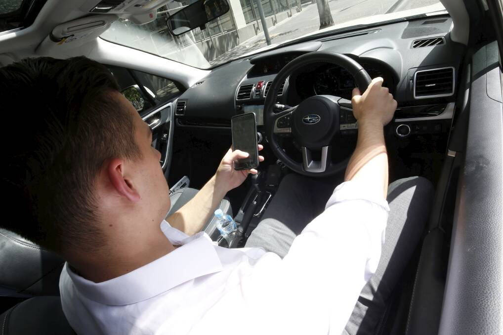 Harsh new punishment proposed for using mobile phone while driving
