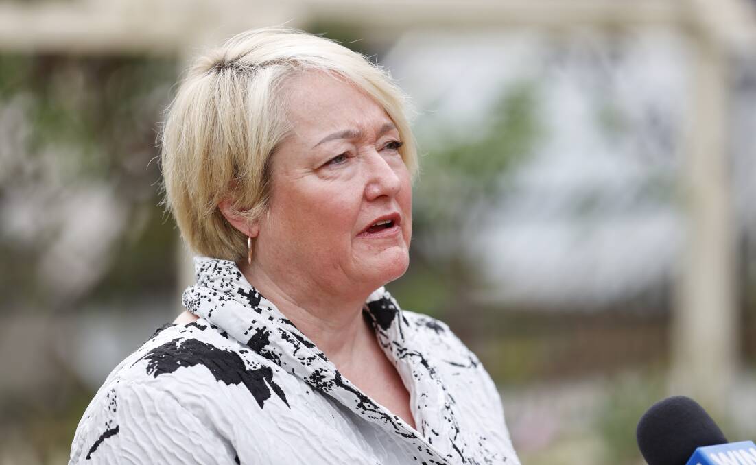 Ripon MP Louise Staley says there must be a way to fill Lake Learmonth in wet years. 