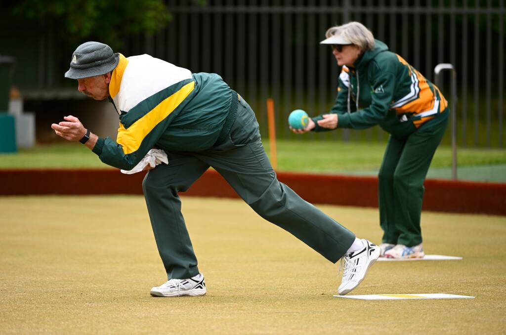 Terry McDonald of Buninyong bowls in the clash against Sebastopol on November 14. Picture by Adam Trafford