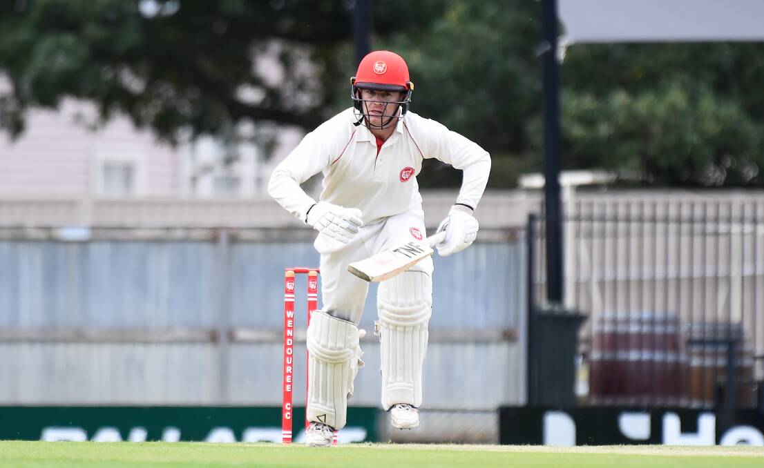 A timely century from Cole Roscholler led Wendouree to a big first innings against Buninyong. 