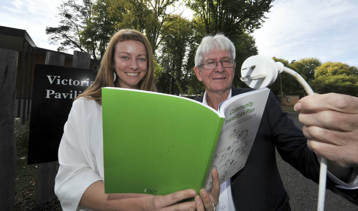 Taryn Lane and Mayor Don Henderson at the Z-Net launch. Photo: Lachlan Bence
