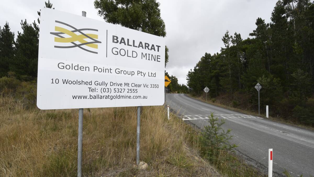 Firefighters respond to smell of gas in gold mine