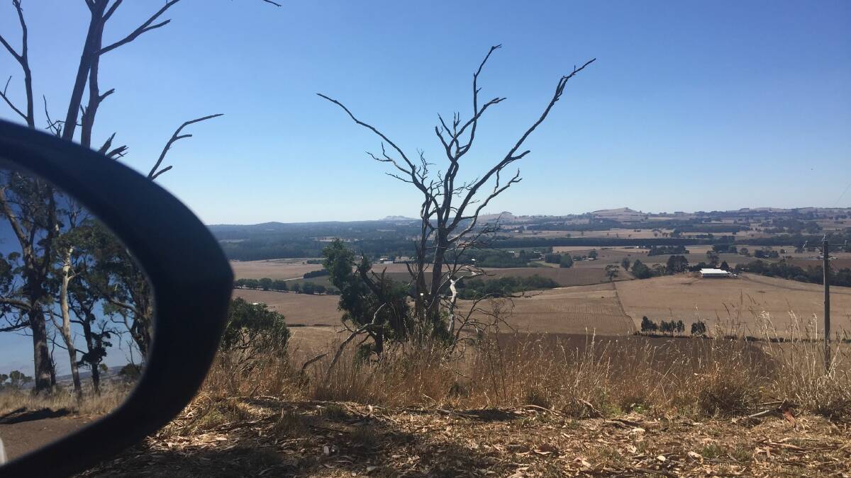 Where are the most spectacular views in and around Ballarat?
