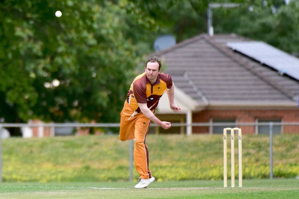 PACE: Tristan Dixon brings the heat for East Ballarat. Picture: Brendan McCarthy