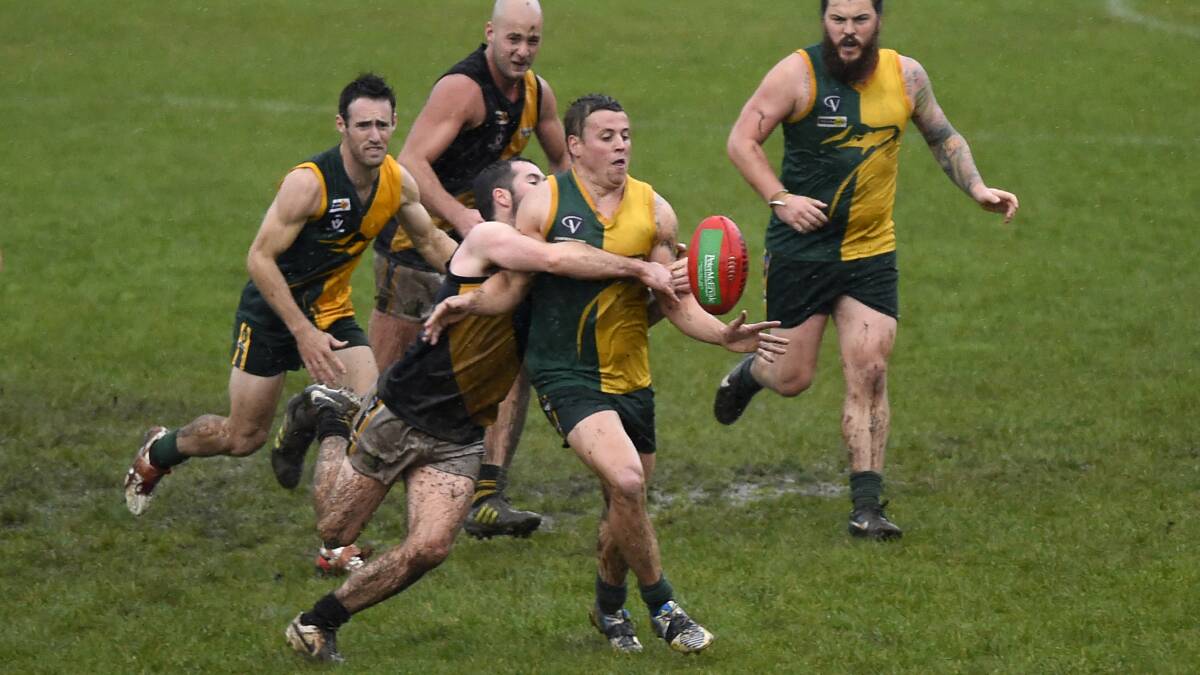 CHFL round 11 video – the great Gordon and Springbank rivalry