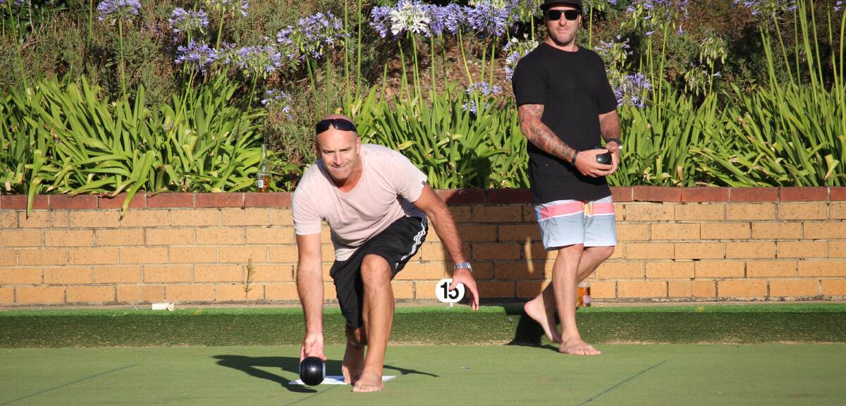 NEW GROUND: Paull Jeffrey from the “National Tiles” on a learning curve in the Midlands Golf corporate/barefoot tournament.