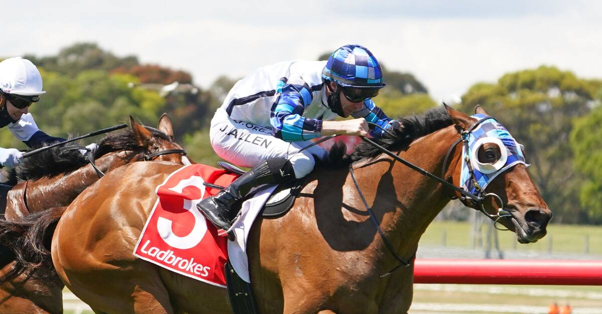 CHANGE: Ballarat jockey John Allen on Ballarat Cup favourite Junipal. He is sticking with Kiwia in the Cup though as the combination chases a third consecutive in in the race. Picture: Racing Photos. 