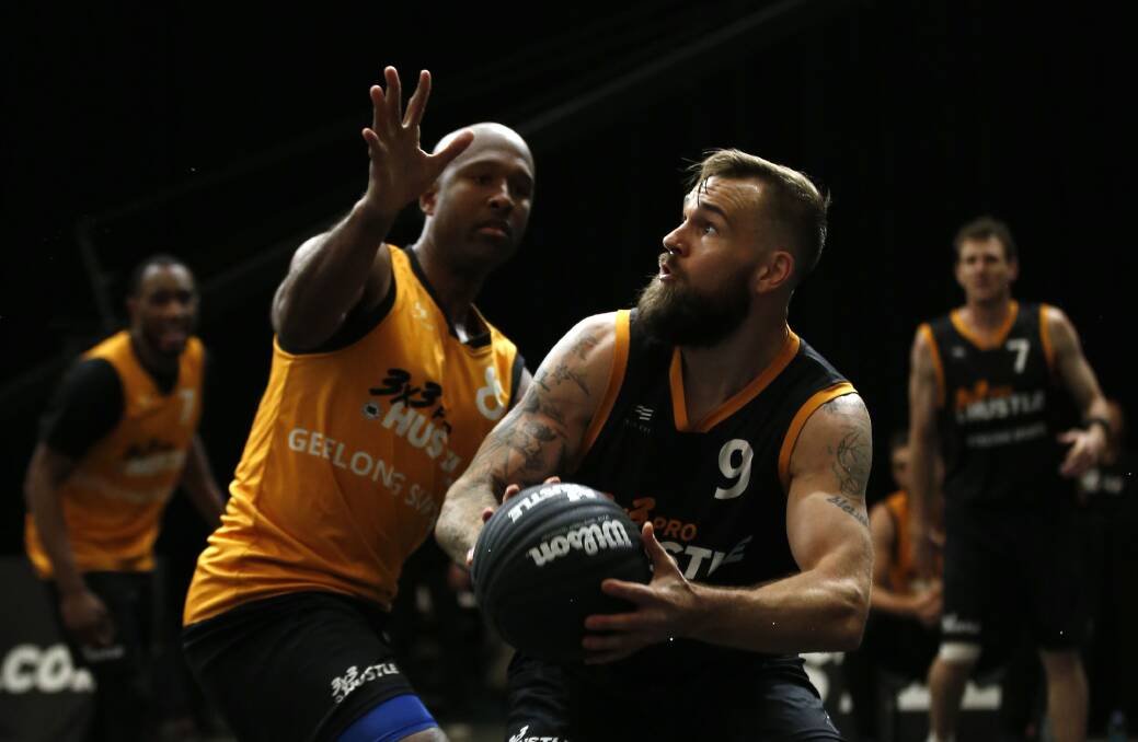 STARS: Jeremy Kendle of Stateside Sports controls the ball during 3 x 3 Pro Hustle in Melbourne in 2019. Picture: Darrian Traynor/Getty Images