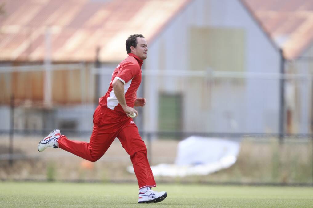 Tom Batters picked up two wickets in Wendouree's win against Buninyong. Picture by Luke Hemer.