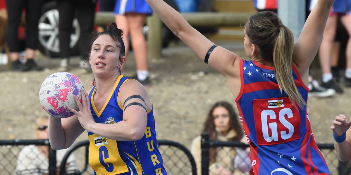 OPTIONS: Sebastopol co-coach Narelle Perkins looks for an option during the season-opener. Picture: Kate Healy