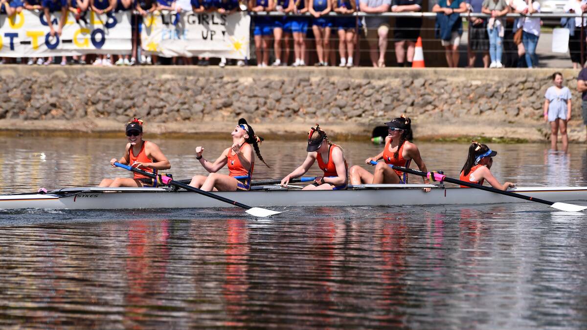 Ballarat Clarendon College, pictured after winning the Head of the Lake, has continued its form at the national championships. 