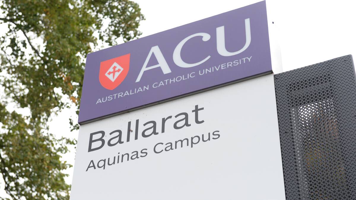 COVID alert for Ballarat after positive case visits ACU