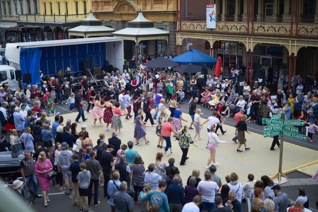 Dance demonstrations by the Ballarat Rockers. 2018 Ballarat Beat Rockabilly Festival.