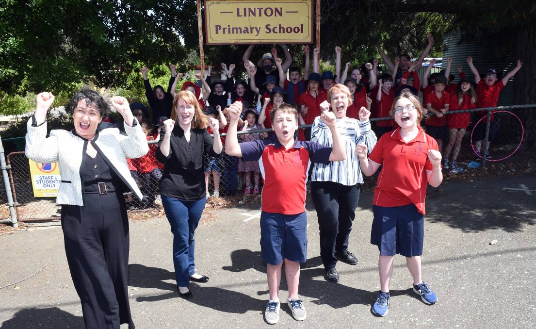 CASHED UP: Buninyong MP Michaela Settle, Linton Primar School council president Alison Kerr, principal Jenny Dyer and students Hunter and Issy. Picture: Kate Healy