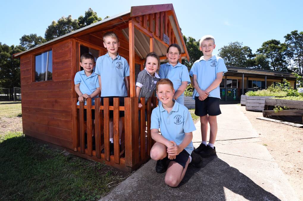 READY FOR SCHOOL: A third of Bungaree Primary School's growing student population - Mitchy, Zac, Chloe, James, Jessica and Riley. Picture: Adam Trafford