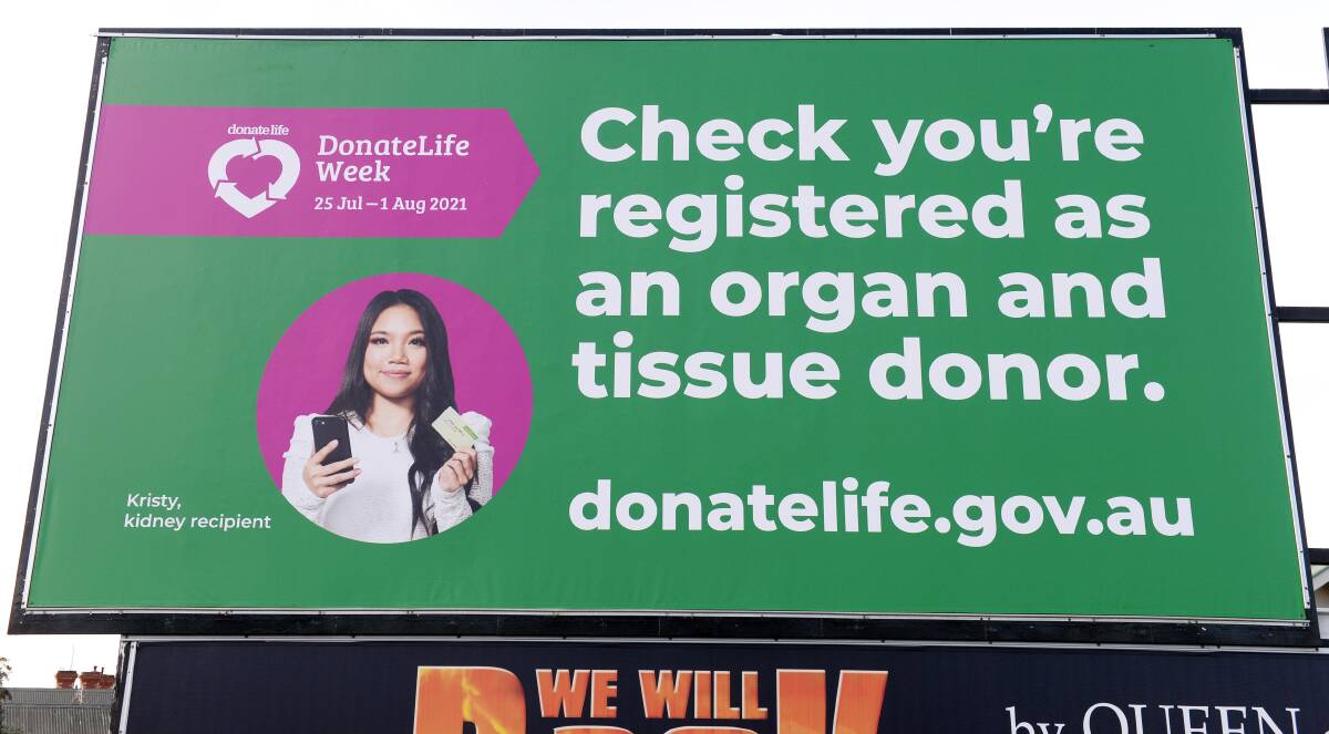 REMINDER: A billboard at the corner of Creswick Rd and Macarthur St urges Ballarat residents to register as an organ and tissue donor. Picture: Kate Healy