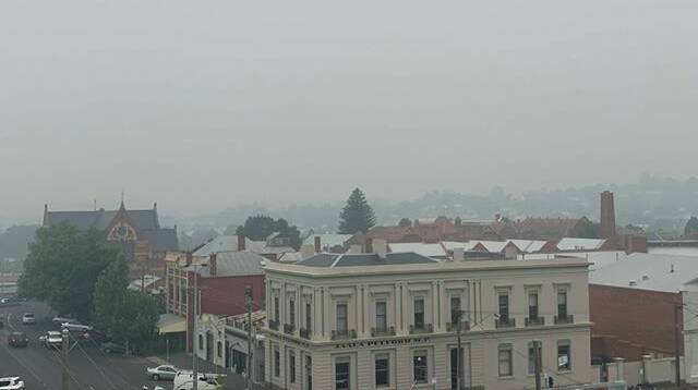 Ballarat's smoky skyline on Monday morning. Picture: Kyeanne Hodges 