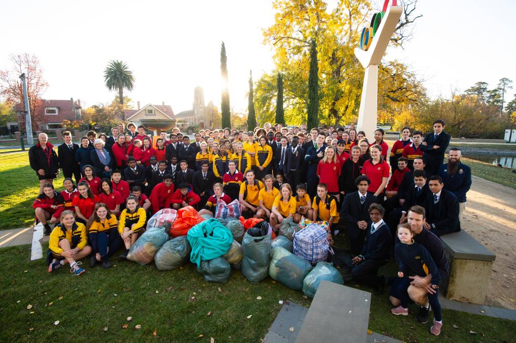 GIVING: Boarders from St Patricks College, Ballarat Grammar and Ballarat Clarendon College come together for National Boarding Week. Picture: Adam Trafford